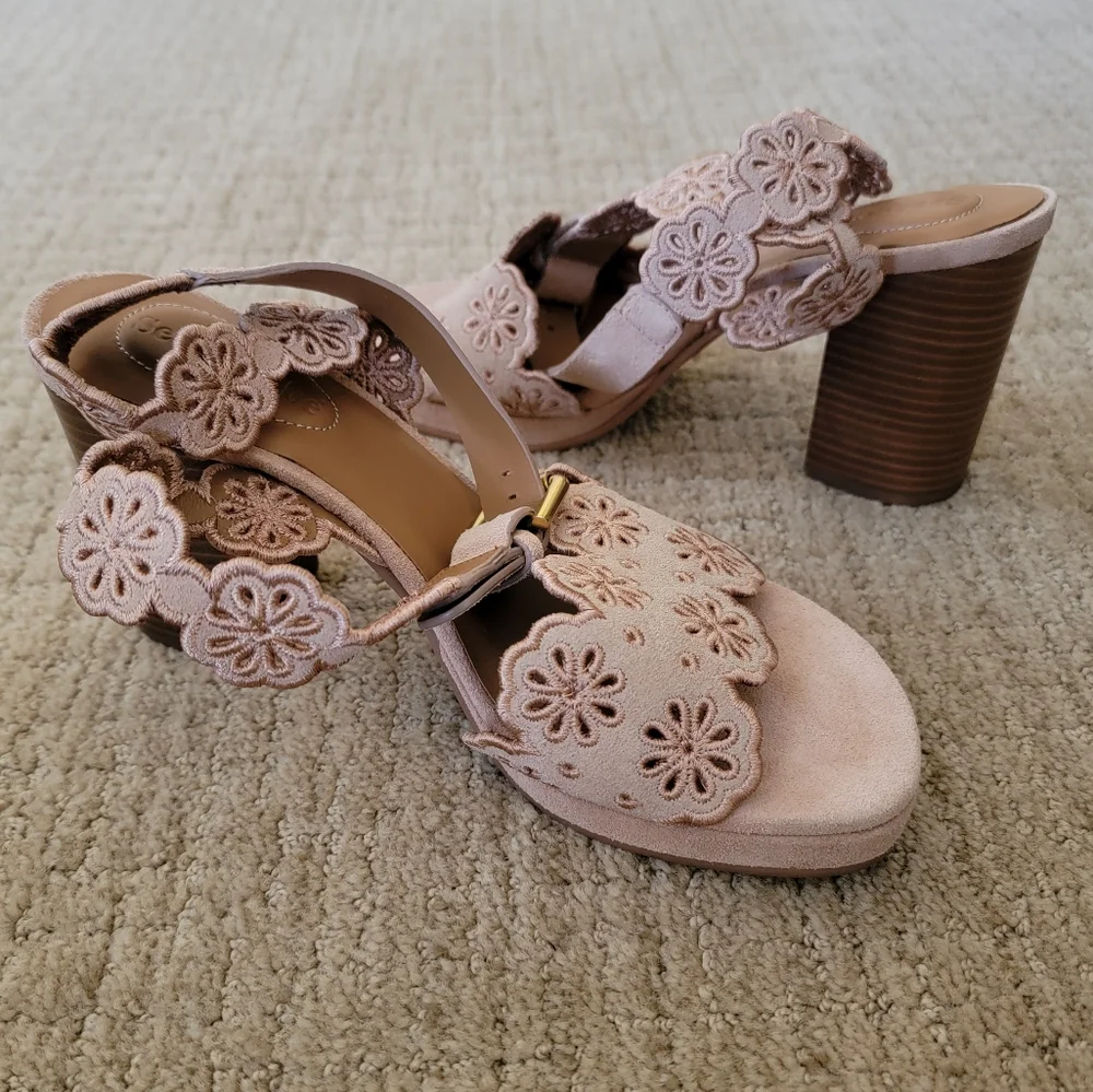 New See By Chloe Laser-Cut Floral Kristy Heeled Sandals in Tan, Size 37